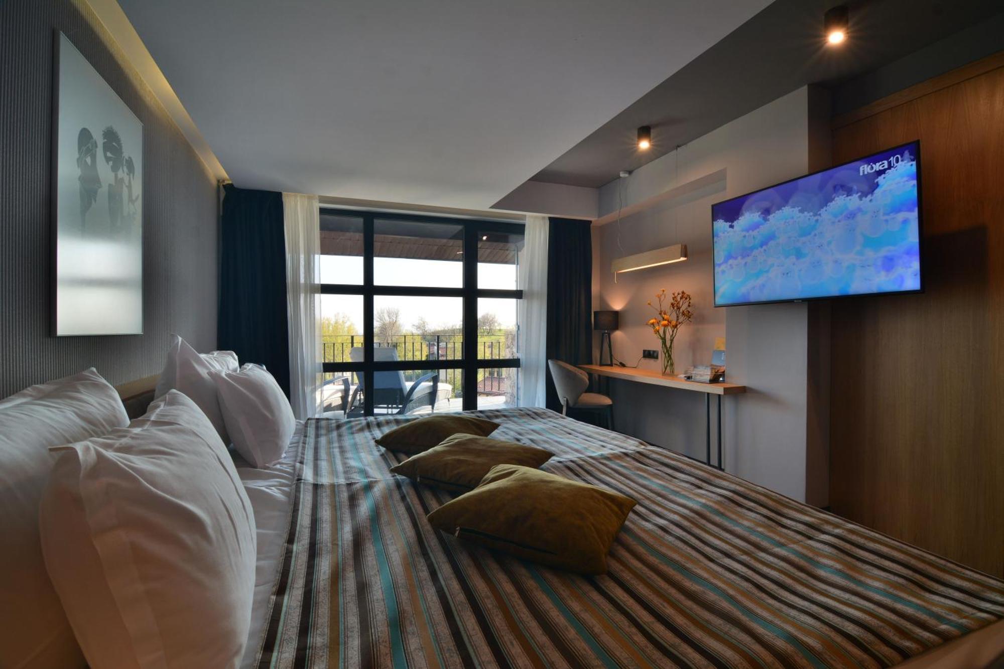 Boutique Hotel By Blacksearama บัลชิค ภายนอก รูปภาพ